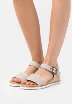 Desert Kiss - Wedge Sandals