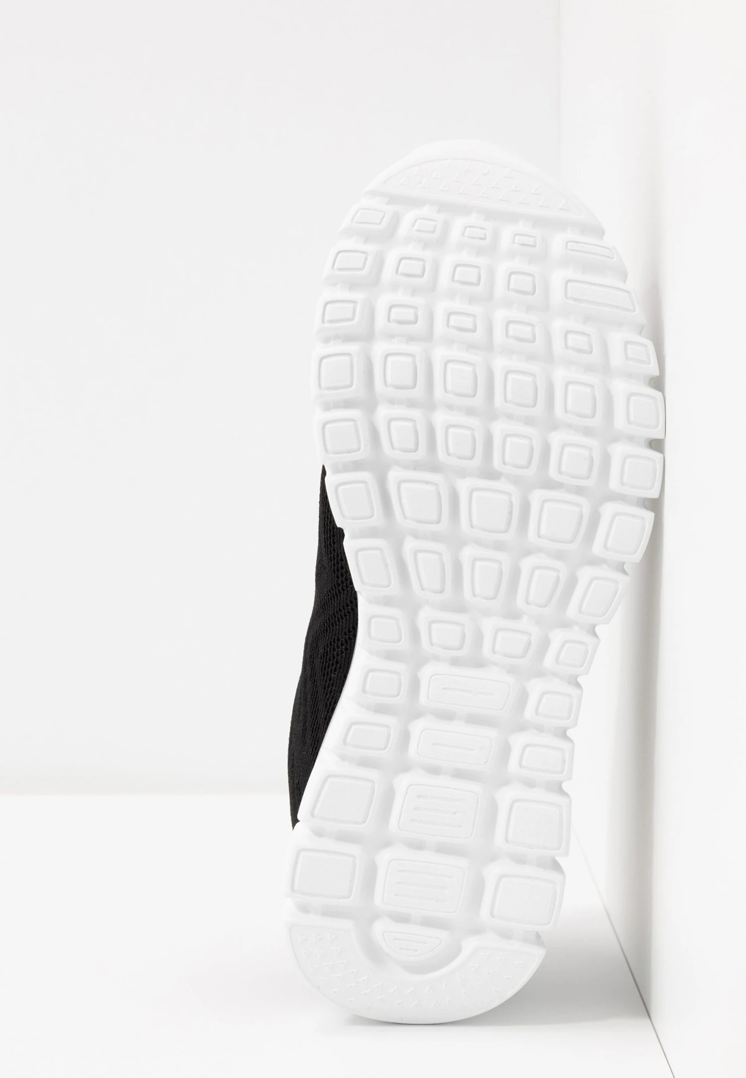 Graceful- Trainers - Black/White - Image 7