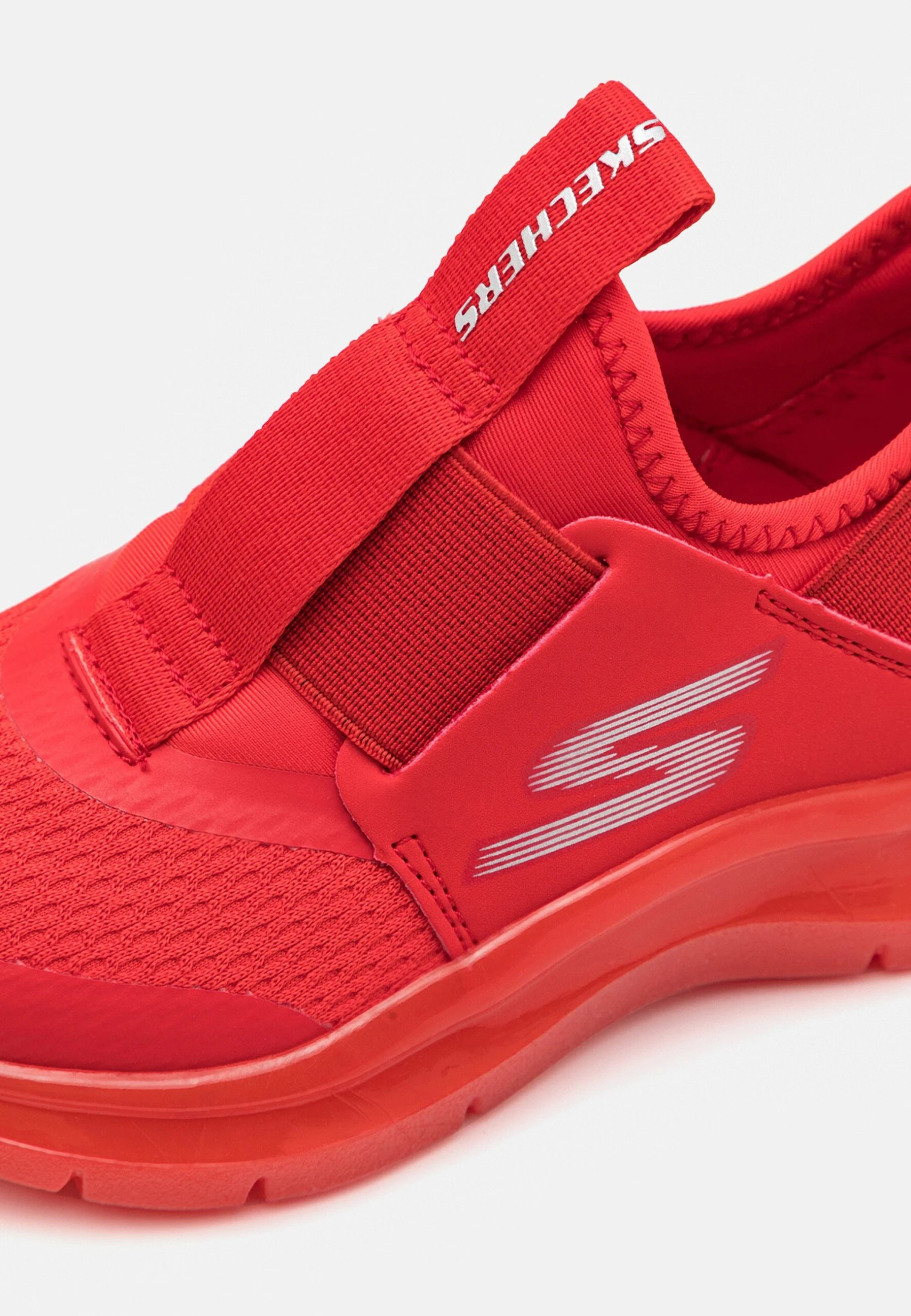 Skech Fast Ice Unisex - Training Shoe - Red - Image 6