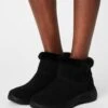 Skechers Go Walk Arch Fit - Platform Ankle Boots - Black