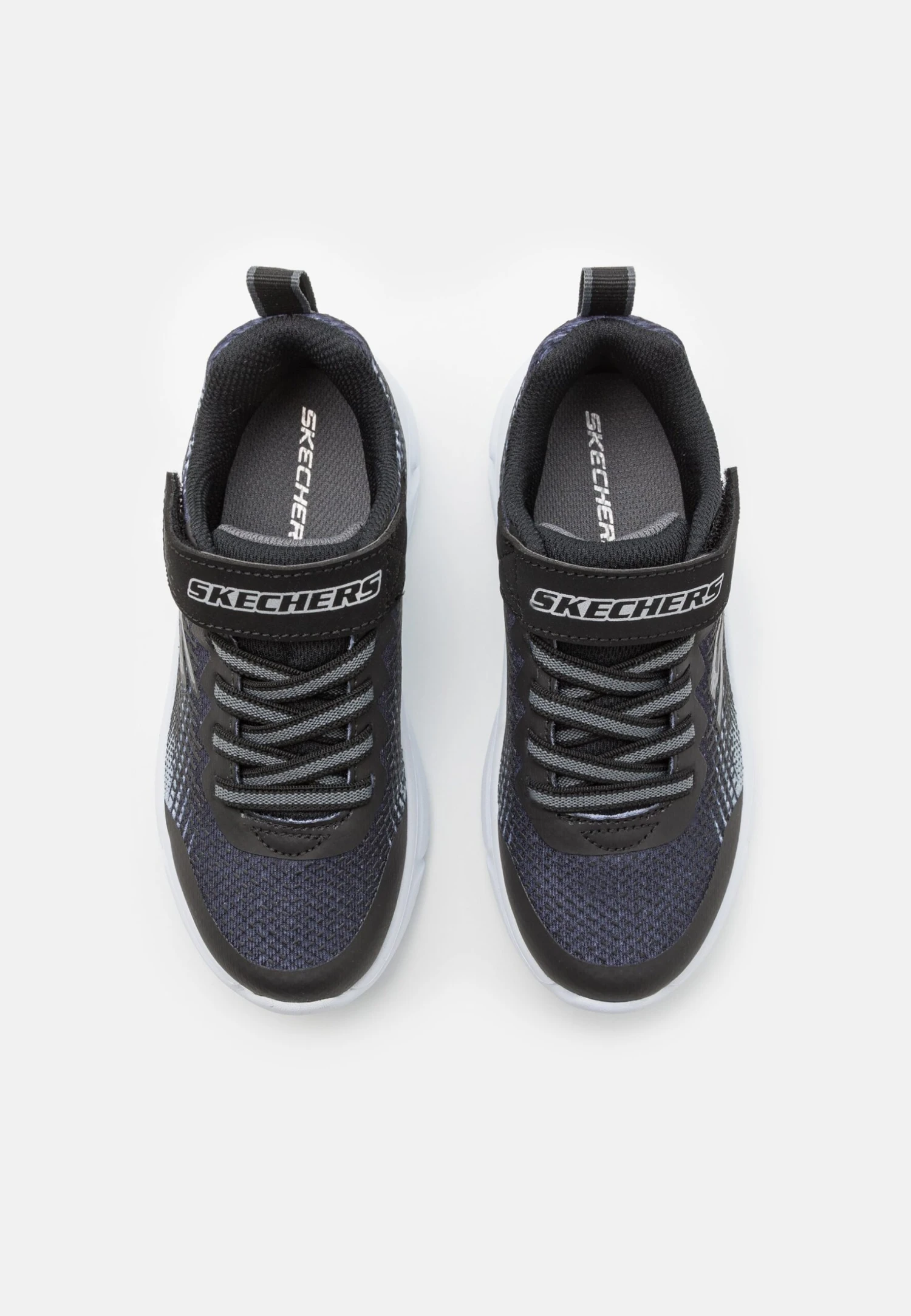 Go Run 650 Unisex - Neutral Running Shoes - Black/Gray/Silver - Image 4