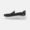 Go Walk Flex Slip On - Walking Trainers - Black/White