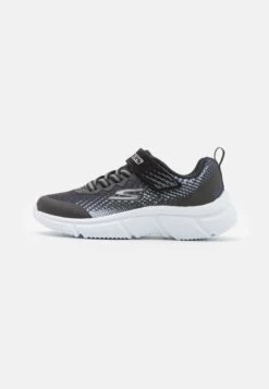 Go Run 650 Unisex - Neutral Running Shoes - Black/Gray/Silver