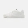 Koopa - Trainers - White