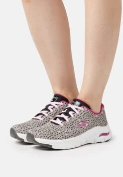 Arch Fit - Trainers - Natural/Black