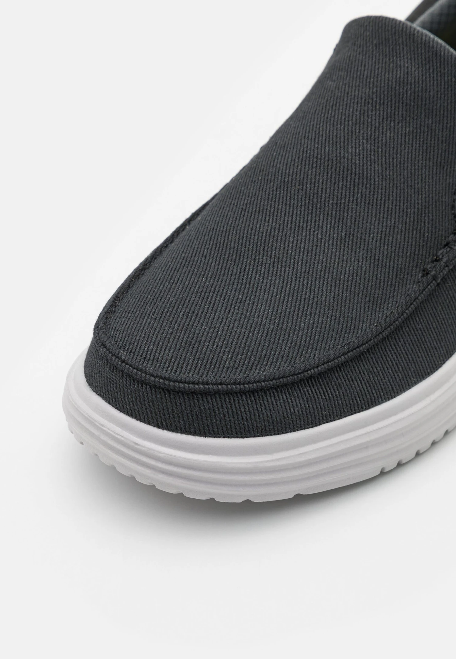 Skechers Proven Classic Fit - Trainers - Black - Image 6